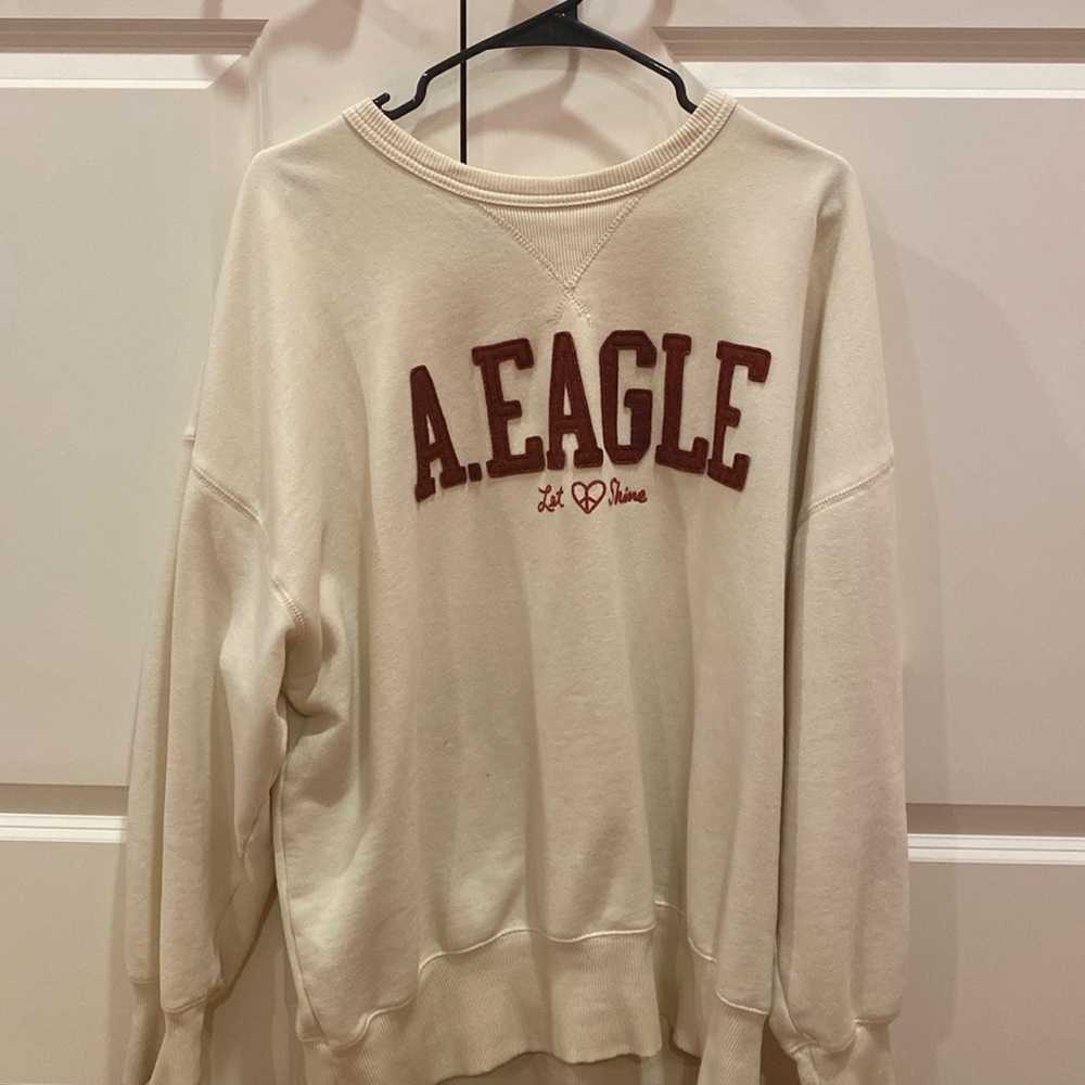 AMERICAN EAGLE SWEATSHIRT